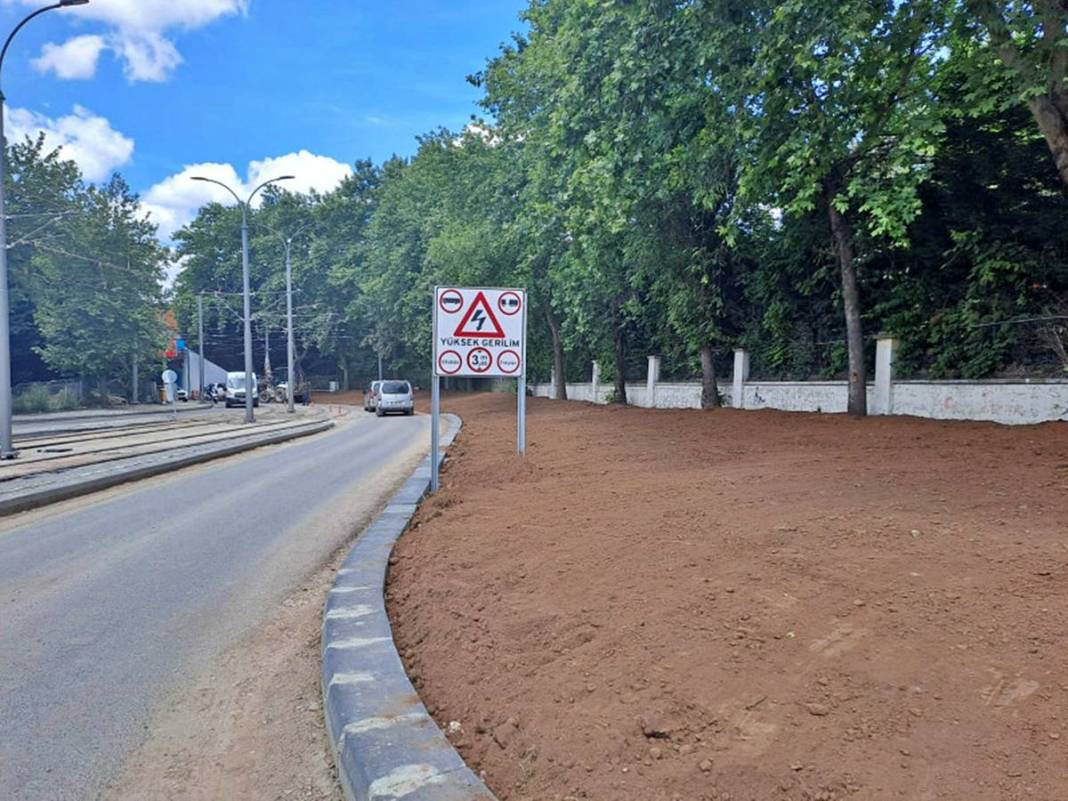 Raylar döşendi, elektrikler verildi: İşte yeni tramvay hattı! 20